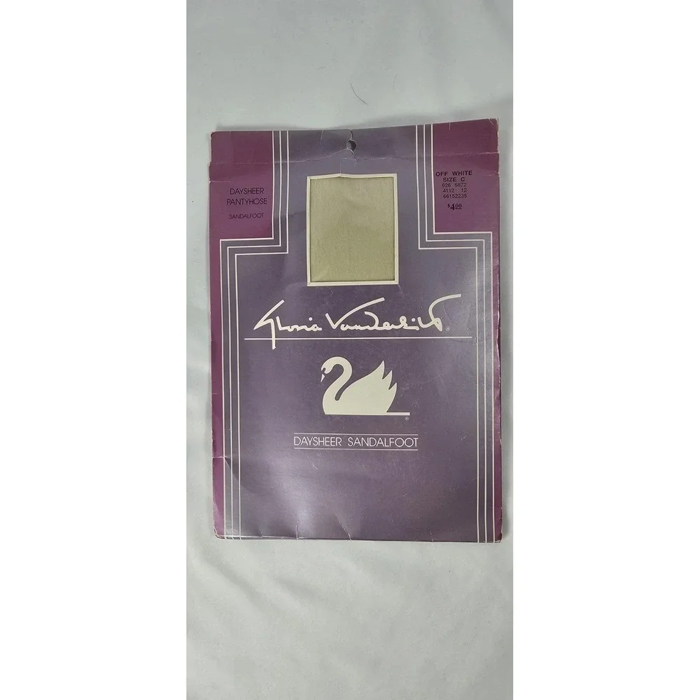 Gloria Vanderbilt Daysheer Pantyhose Sandalfoot Off White Size C NOS